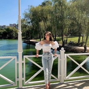 Meet your Posher, Ava chen